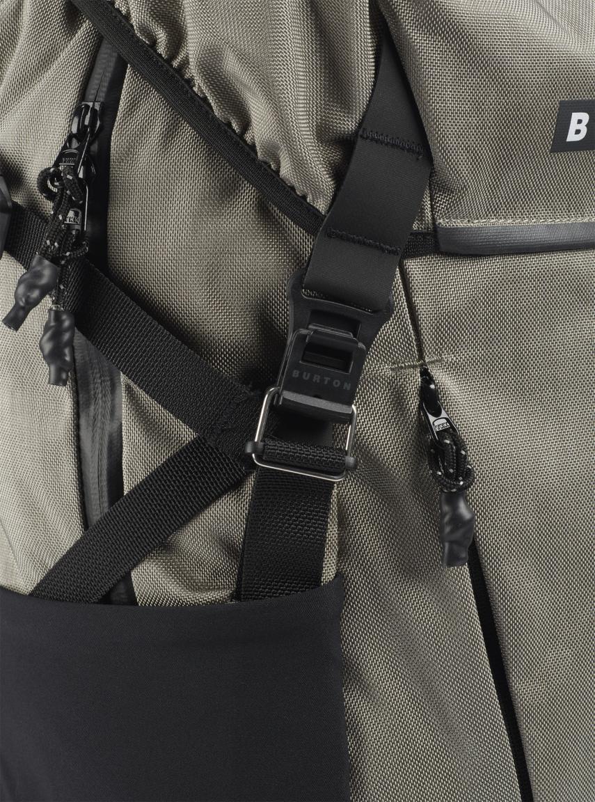 burton spruce pack