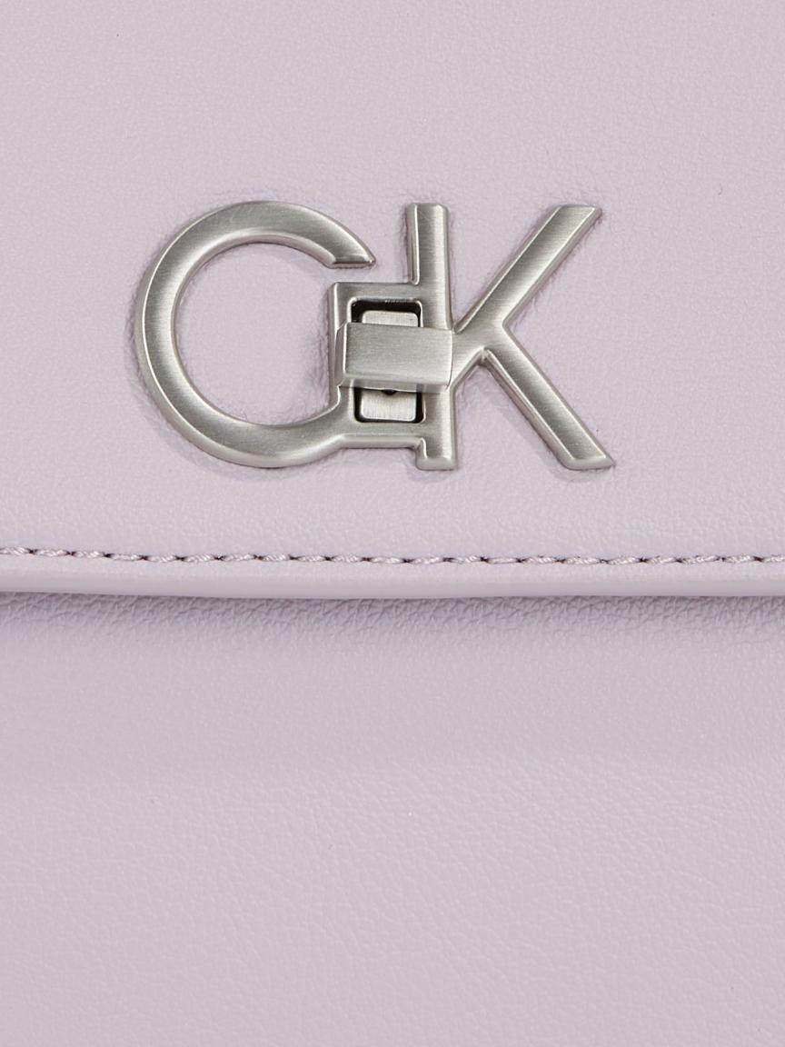 Hobotasche Pastell Lila Re-Lock Shoulder Bag Iris Calvin Klein