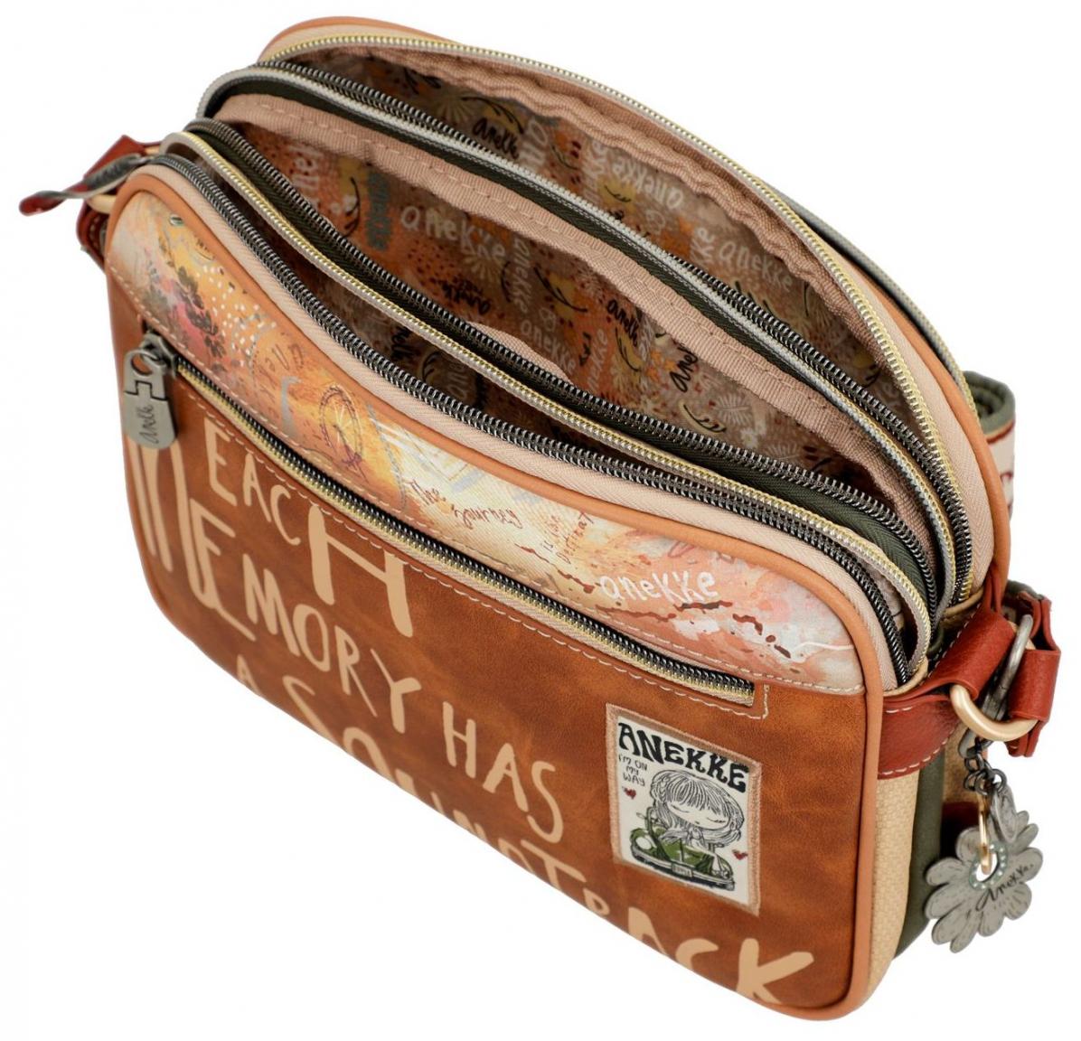 Peace and Love Anekke Flowers Camera Bag mit Nieten Beige 