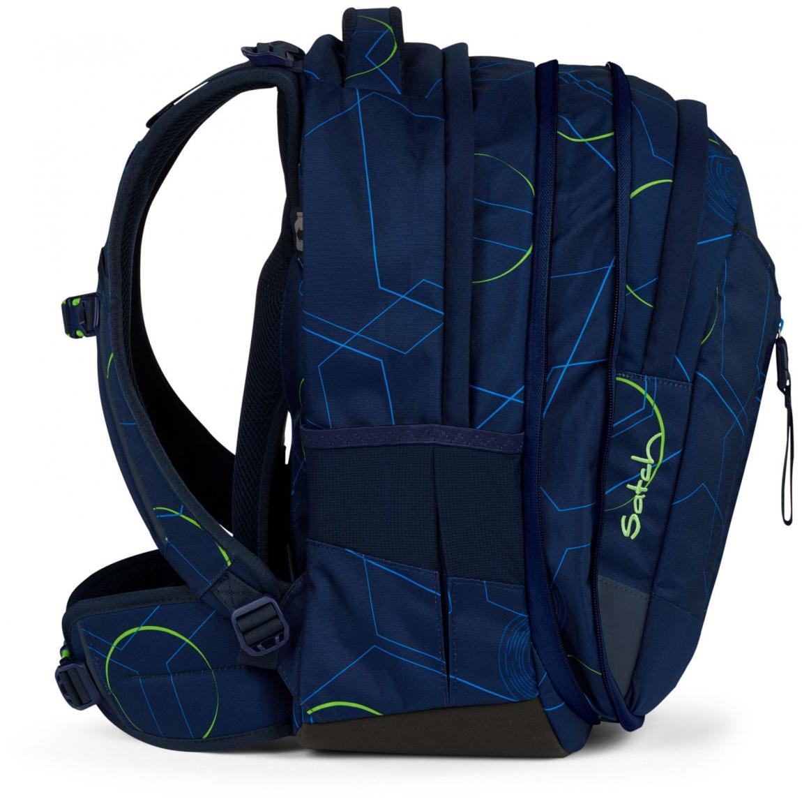 Satch Schulrucksack Match Blue Tech dunkelblau grafisches Muster 