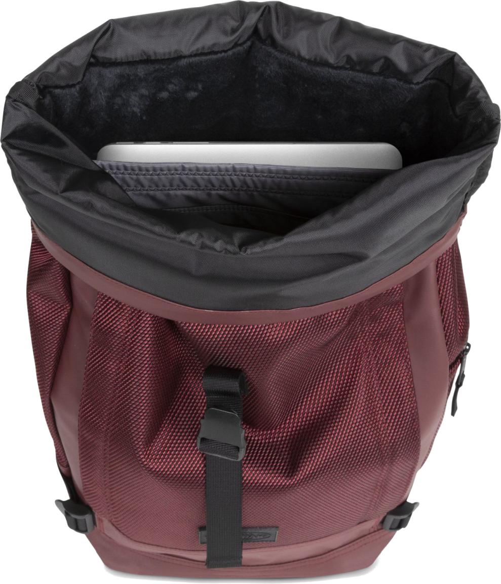 urbaner Daypack Tecum Roll Eastpak Burgundy vegan Carbonstyle